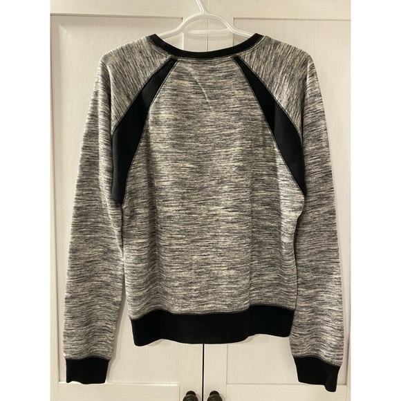 Victoria’s Secret PINK Heathered Crewneck Sweater - Picture 2 of 4